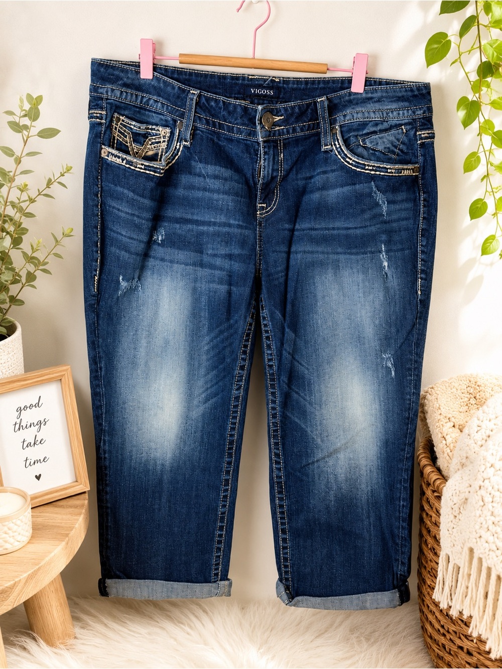Vigoss Women's Dark Blue Distressed capri Jeans